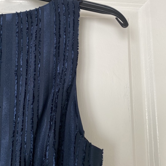 Navy Blue Parker Front Wrap Dress Size S NWT - Picture 8 of 9